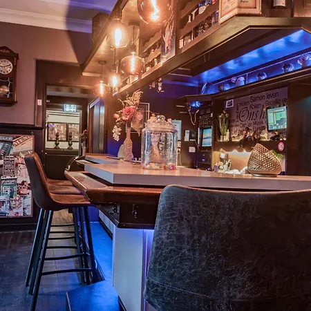 Hotel Restaurant Cafe Houben 2*