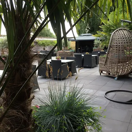 Restaurant Cafe Houben Hotel 2*
