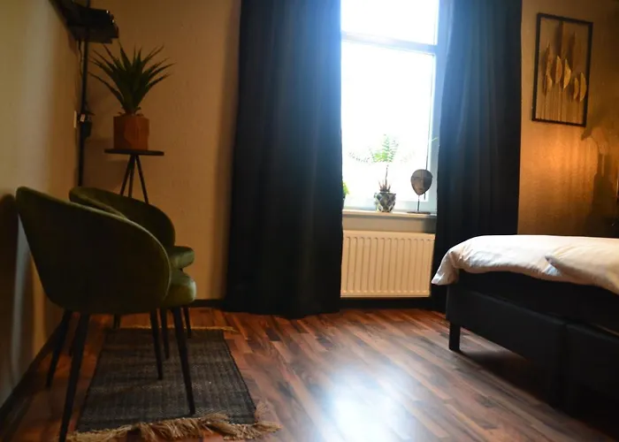 Restaurant Cafe Houben 2*