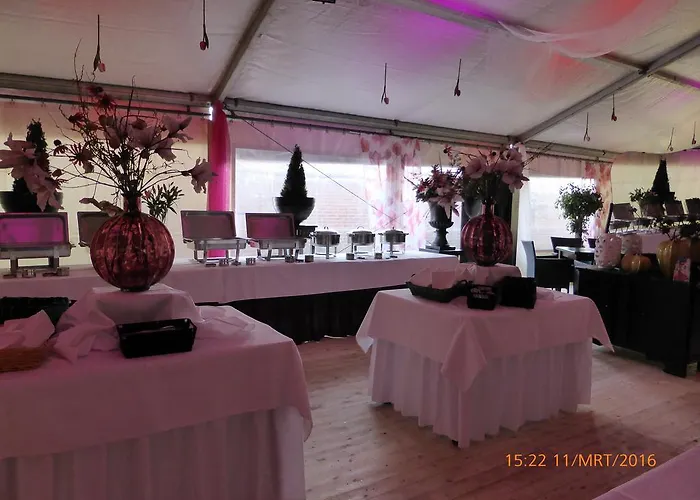 Restaurant Cafe Houben 2*