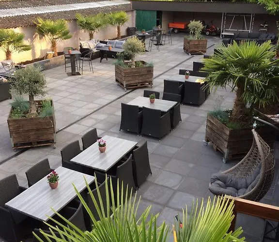 Restaurant Cafe Houben 2*